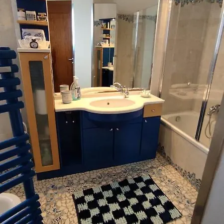 Apartment Policlinico