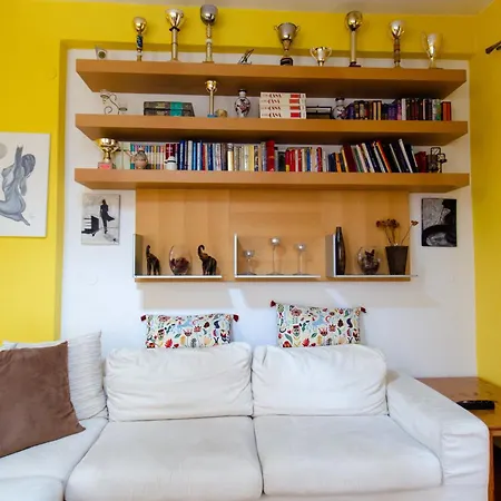 아파트 Policlinico *